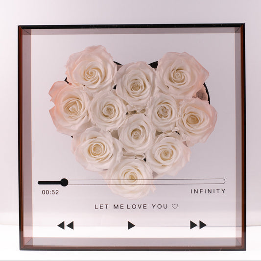 Preserved Rose Heart Box (White)
